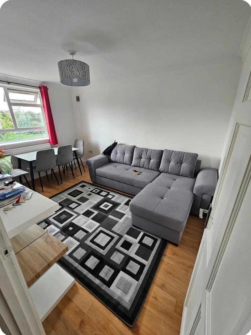 Apartamento New Flat Next The Tube And Connections To The Centre Londres Exterior foto